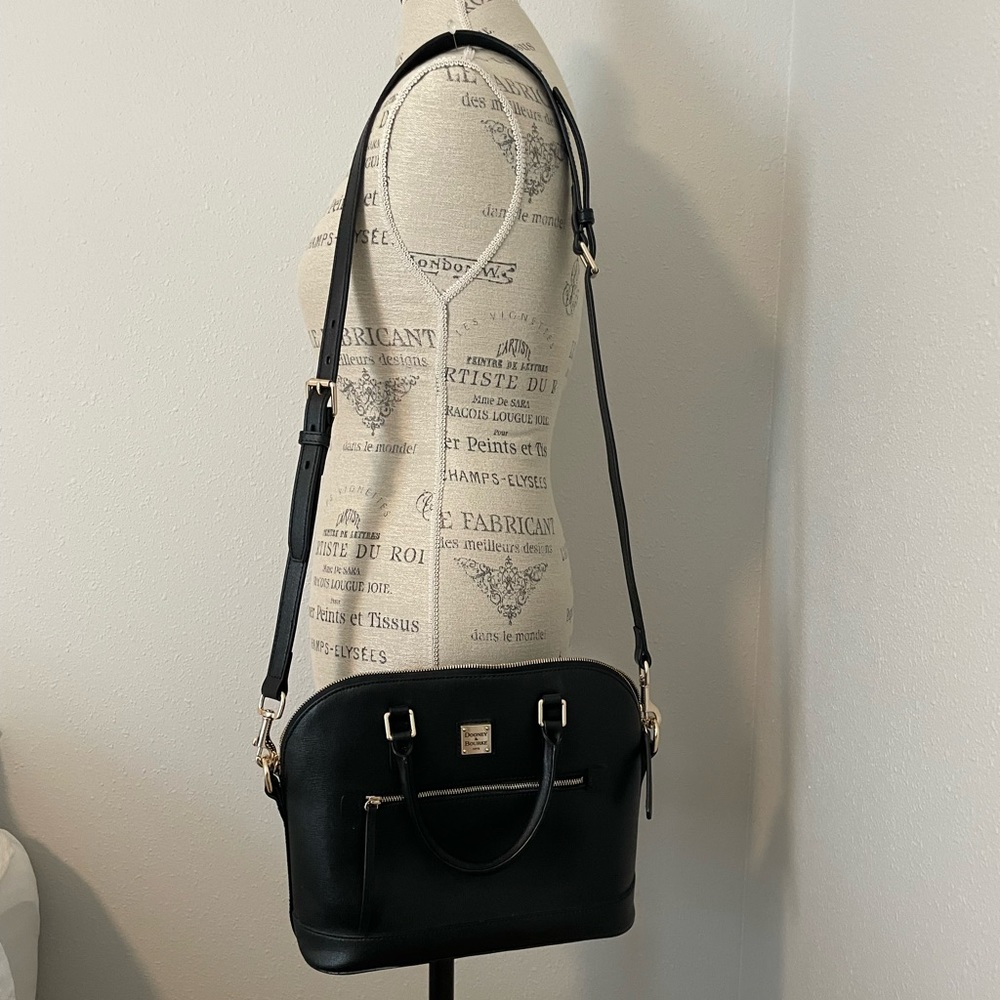 Dooney and Bourke purse